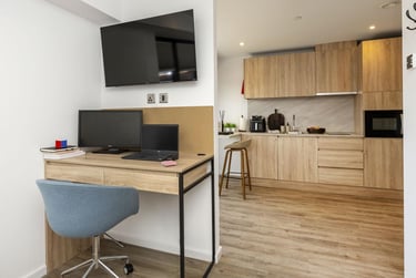 1 bed studio, Leylands Road, City Centre, Leeds, LS27EP - Image 2